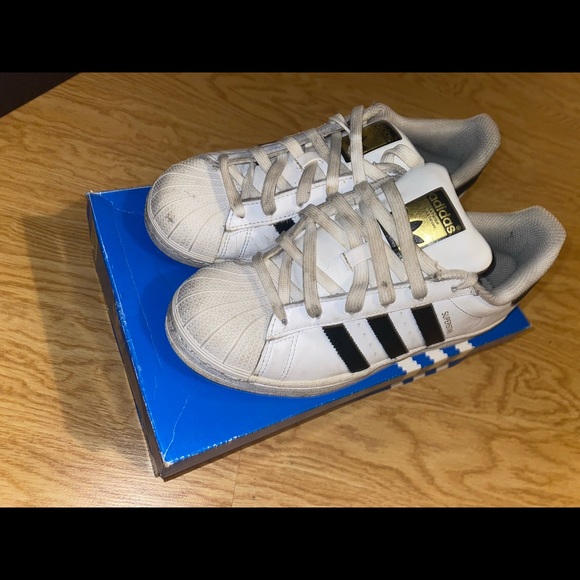 Adidas Samoa J Sneakers - Picture 2 of 3